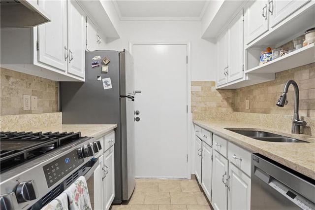 6851 Roswell Road B3, Atlanta, GA 30328