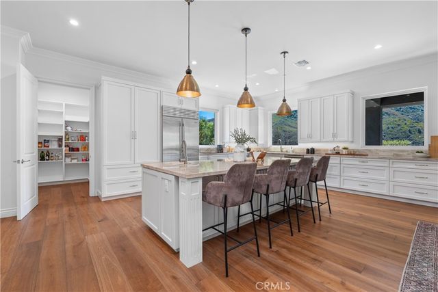29438 Mulholland Highway, Agoura Hills, CA 91301