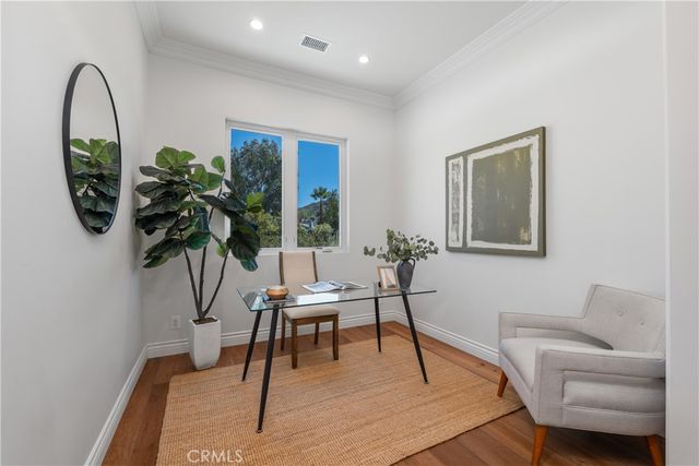29438 Mulholland Highway, Agoura Hills, CA 91301