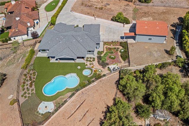 29438 Mulholland Highway, Agoura Hills, CA 91301
