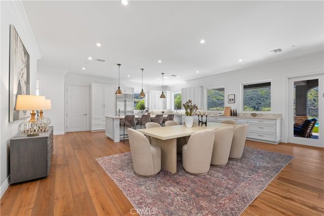 29438 Mulholland Highway, Agoura Hills, CA 91301