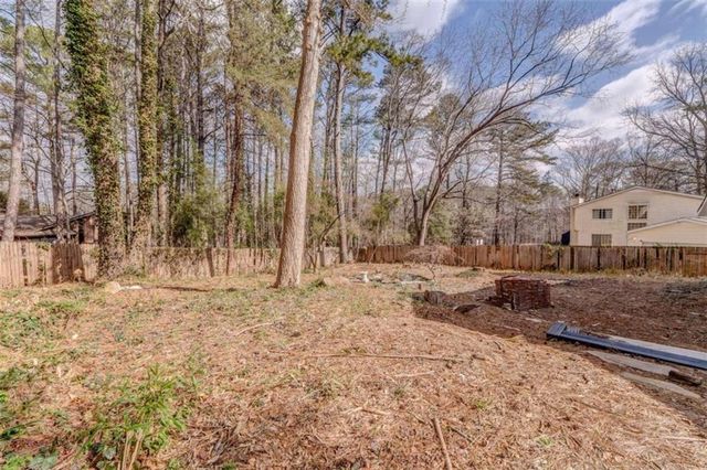 6788 E Woodridge Place E, Douglasville, GA 30135