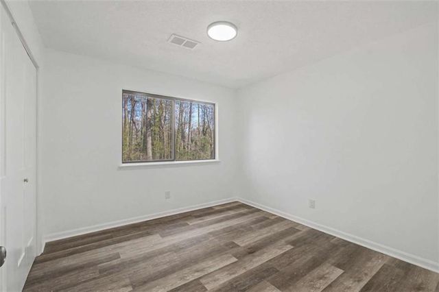 6788 E Woodridge Place E, Douglasville, GA 30135