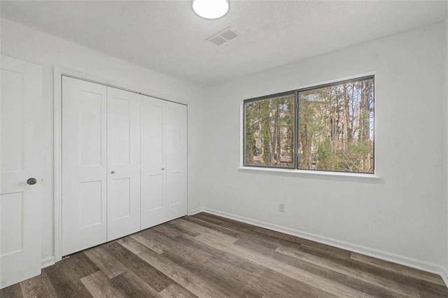 6788 E Woodridge Place E, Douglasville, GA 30135