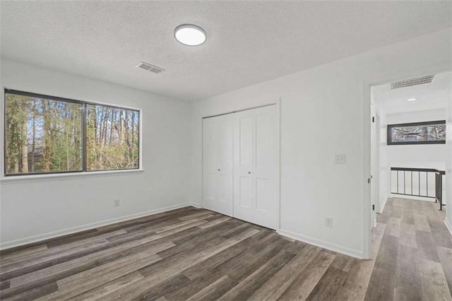 6788 E Woodridge Place E, Douglasville, GA 30135
