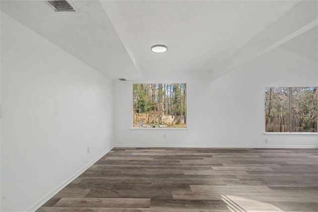 6788 E Woodridge Place E, Douglasville, GA 30135