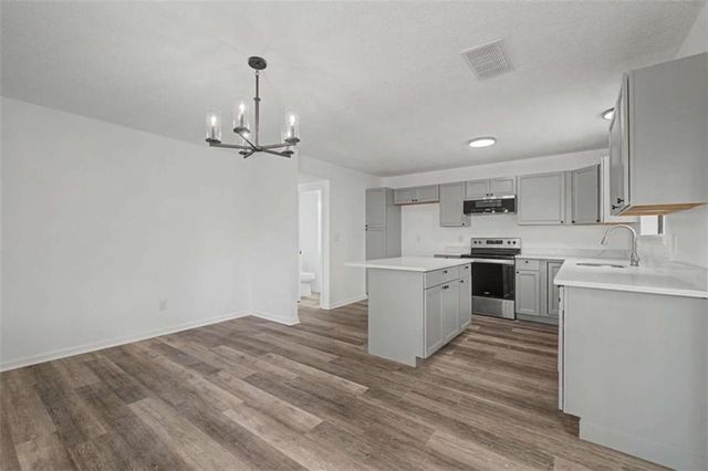 6788 E Woodridge Place E, Douglasville, GA 30135