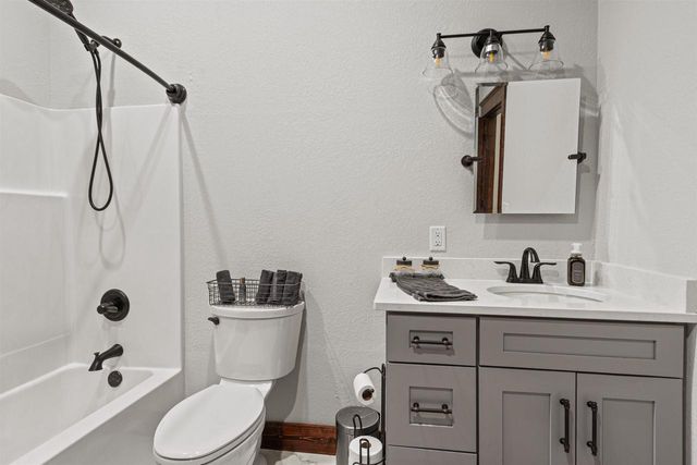 N14580 Porter Road, Nekoosa, WI 54457