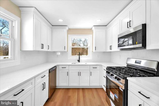 315 W ATLANTIC AVE, Lindenwold, NJ 08021