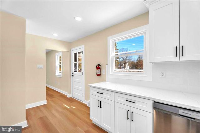 315 W ATLANTIC AVE, Lindenwold, NJ 08021