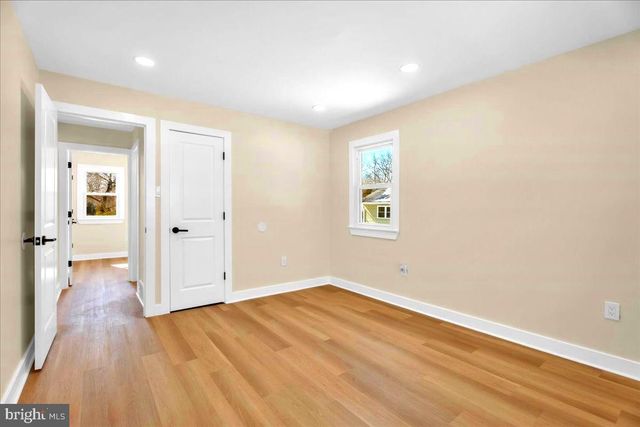 315 W ATLANTIC AVE, Lindenwold, NJ 08021