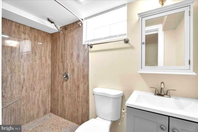 315 W ATLANTIC AVE, Lindenwold, NJ 08021