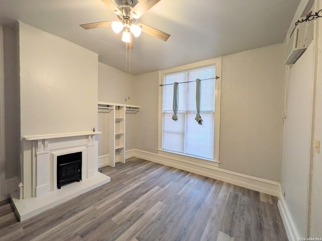 822 E Carson St Apt 7, San Antonio, TX 78208