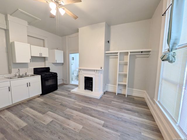 822 E Carson St Apt 7, San Antonio, TX 78208
