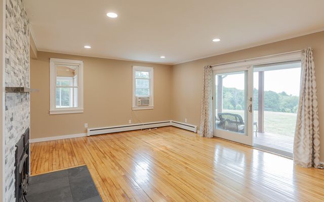 530 Old Walpole Road, Surry, NH 03431