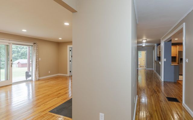 530 Old Walpole Road, Surry, NH 03431
