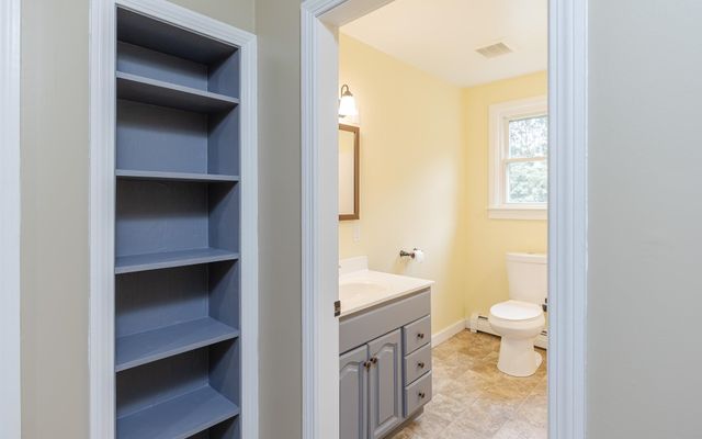 530 Old Walpole Road, Surry, NH 03431