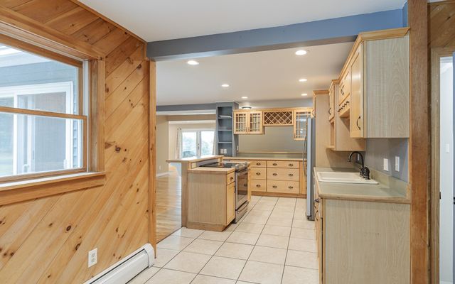 530 Old Walpole Road, Surry, NH 03431