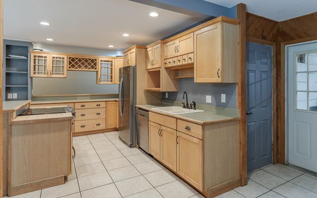 530 Old Walpole Road, Surry, NH 03431