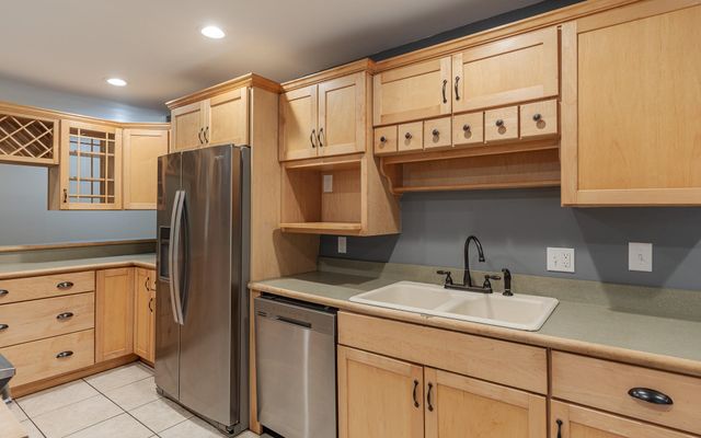 530 Old Walpole Road, Surry, NH 03431