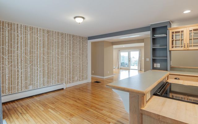 530 Old Walpole Road, Surry, NH 03431