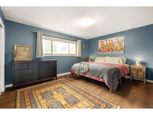 866 Se 136TH Ave, Portland, OR 97233