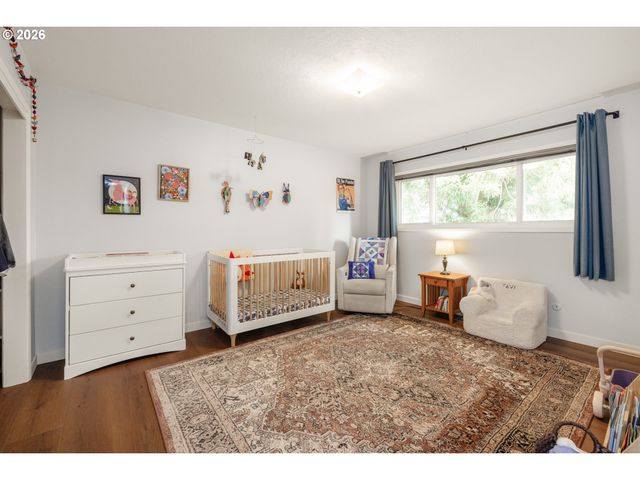 866 Se 136TH Ave, Portland, OR 97233
