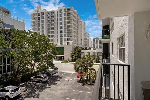 3000 Riomar St 308, Fort Lauderdale, FL 33304