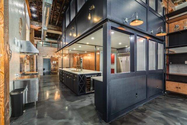 214 Rosenberg Street 214, Galveston, TX 77550