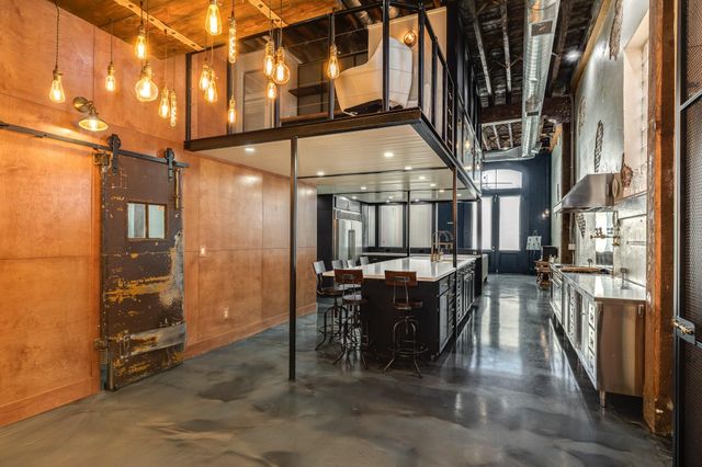 214 Rosenberg Street 214, Galveston, TX 77550