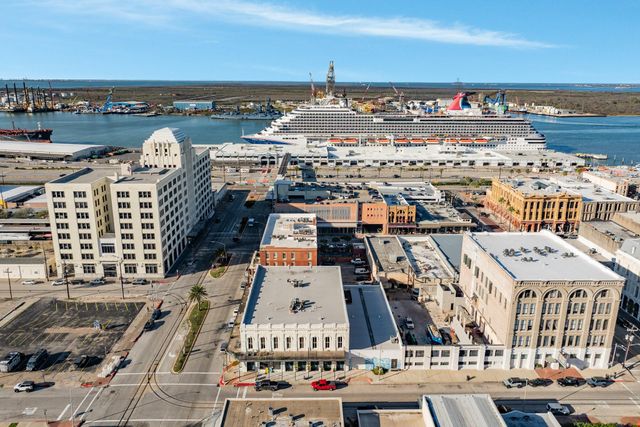 214 Rosenberg Street 214, Galveston, TX 77550