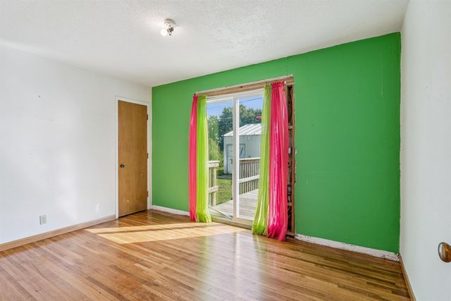 715 NE 1st Avenue, Oelwein, IA 50662