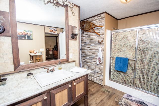 135 Tradewinds Court, Mooresville, NC 28115