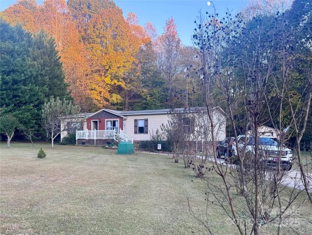 135 Tradewinds Court, Mooresville, NC 28115