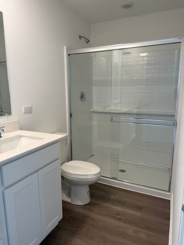 2226 Lakeshore Drive 2226, Schaumburg, IL 60173