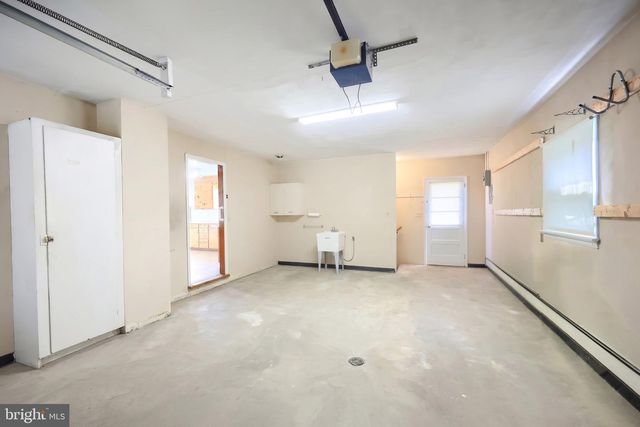 860 WITMER RD, York, PA 17406