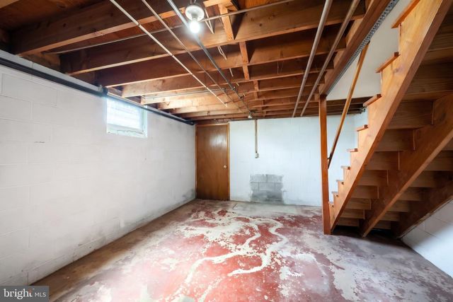 860 WITMER RD, York, PA 17406