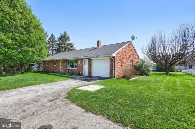 860 WITMER RD, York, PA 17406