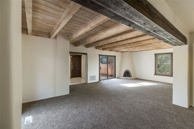 311 Calle Loma Norte, Santa Fe, NM 87501