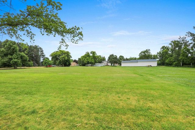 5067 GLENDALE AVENUE, Green Bay, WI 54313