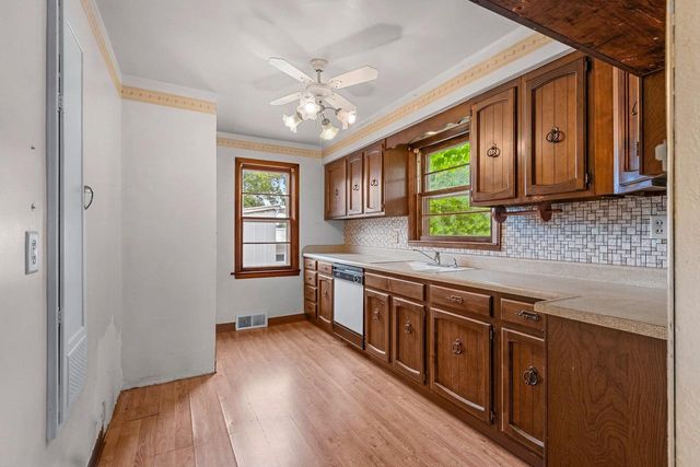 5067 GLENDALE AVENUE, Green Bay, WI 54313