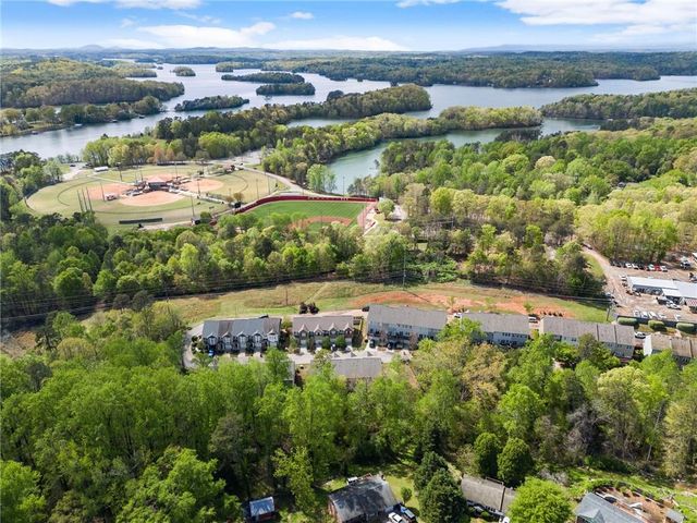 1536 Bluff Valley Circle, Gainesville, GA 30504