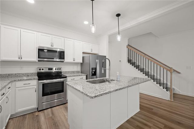 1536 Bluff Valley Circle, Gainesville, GA 30504