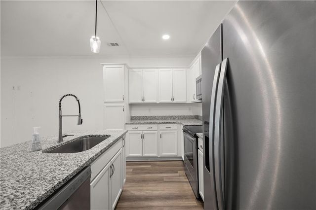 1536 Bluff Valley Circle, Gainesville, GA 30504