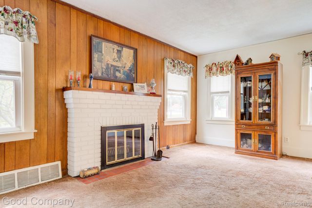 835 Edgewood Drive, Royal Oak, MI 48067