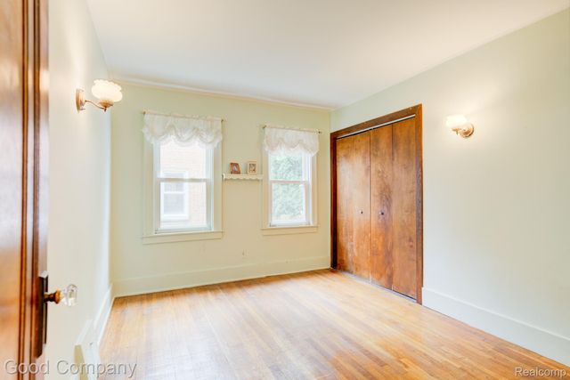 835 Edgewood Drive, Royal Oak, MI 48067