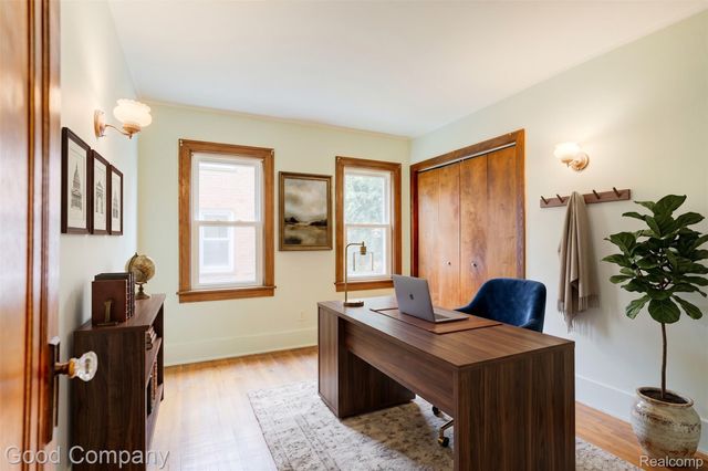 835 Edgewood Drive, Royal Oak, MI 48067