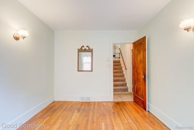 835 Edgewood Drive, Royal Oak, MI 48067