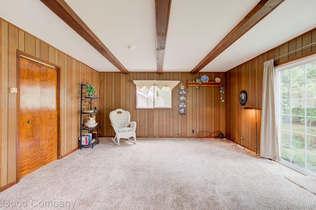 835 Edgewood Drive, Royal Oak, MI 48067