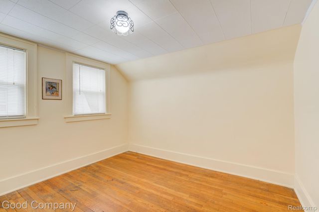 835 Edgewood Drive, Royal Oak, MI 48067